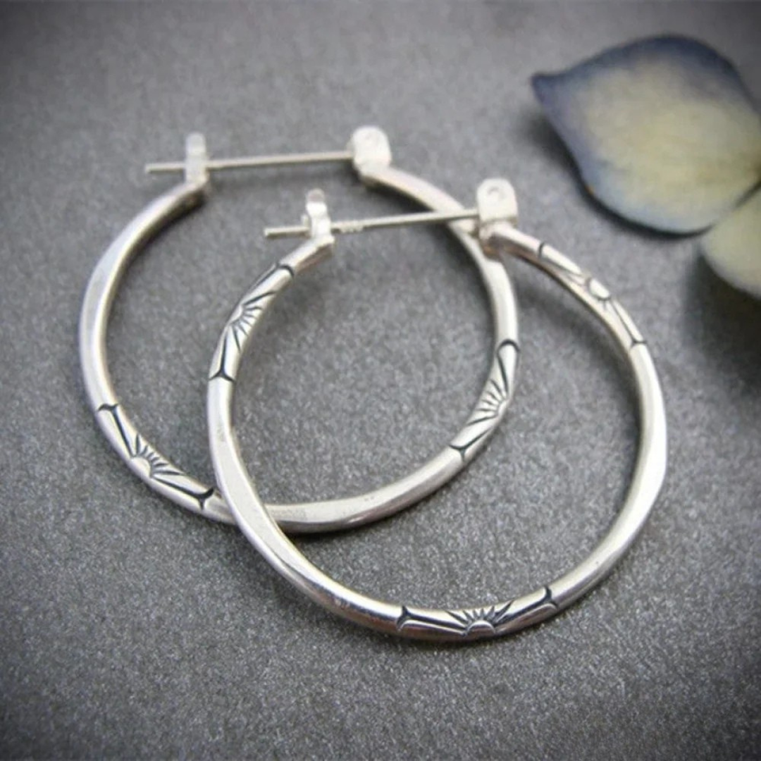 Orecchini classici a cerchio in argento
