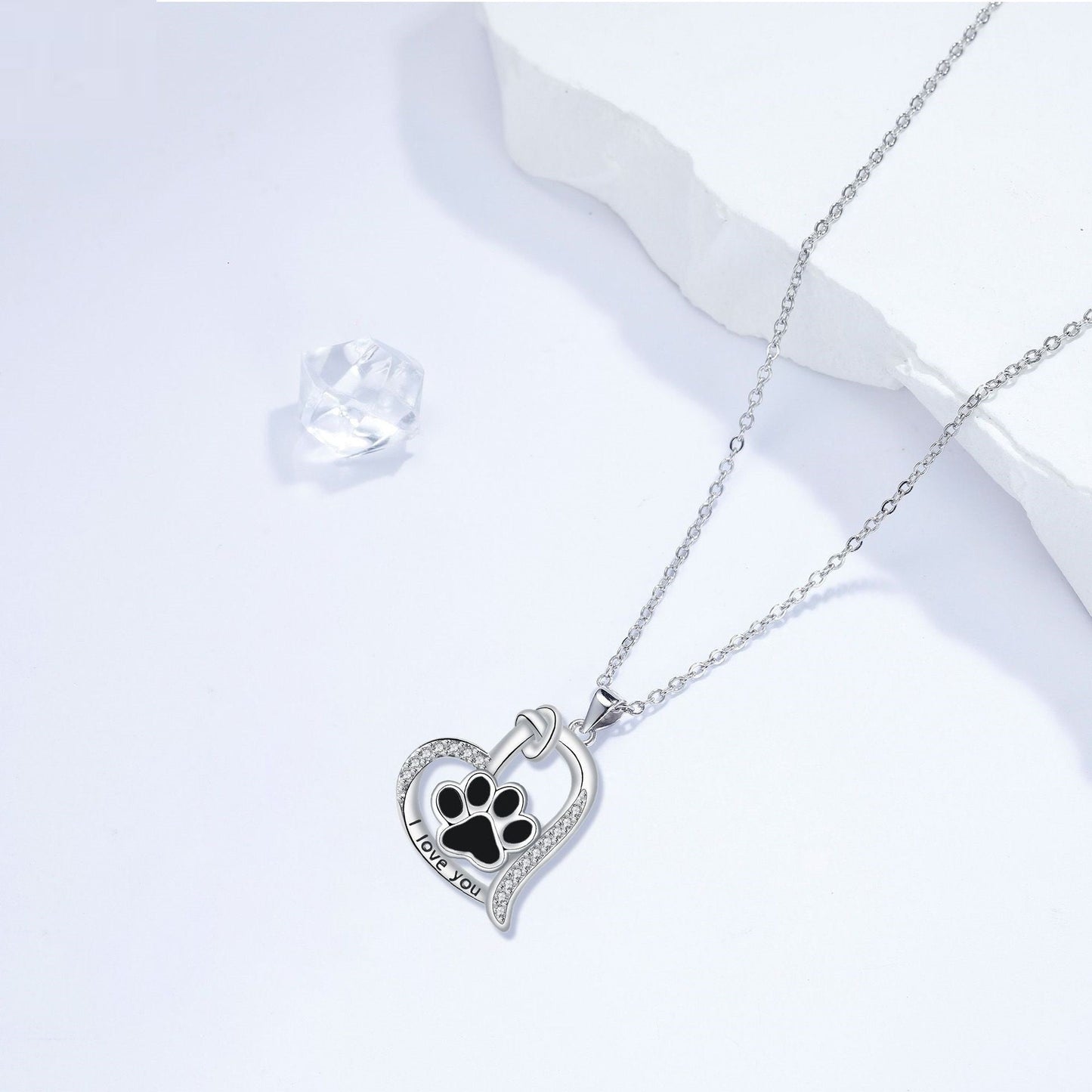 Collana con ciondolo impronta di zampa dal tocco affettuoso