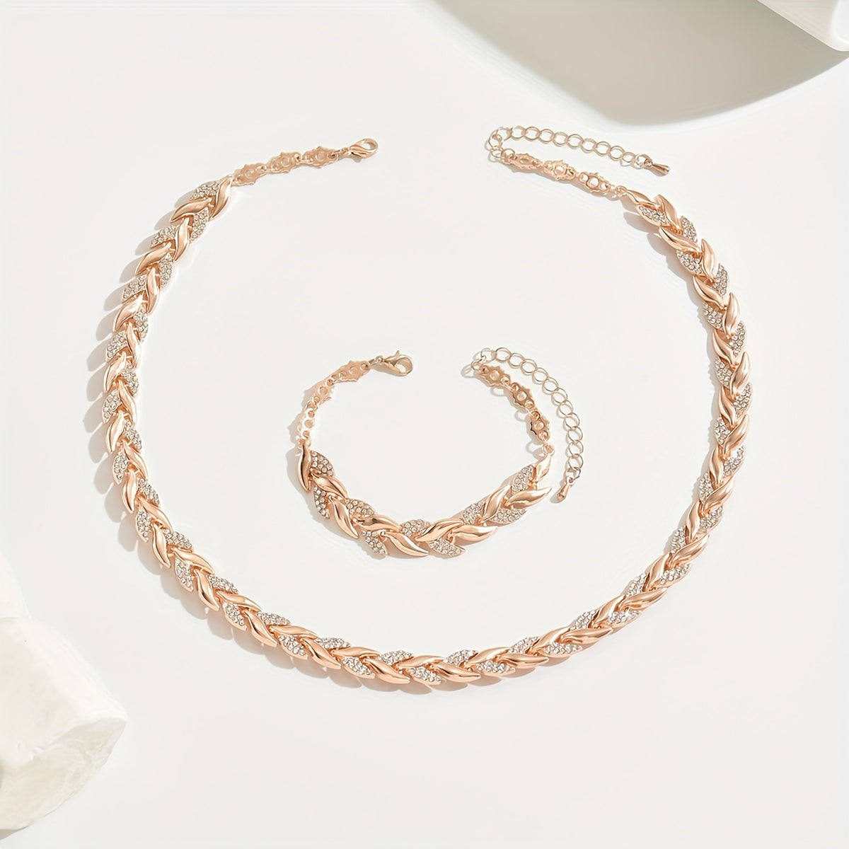 Set elegante con strass in vetro e coda di pesce