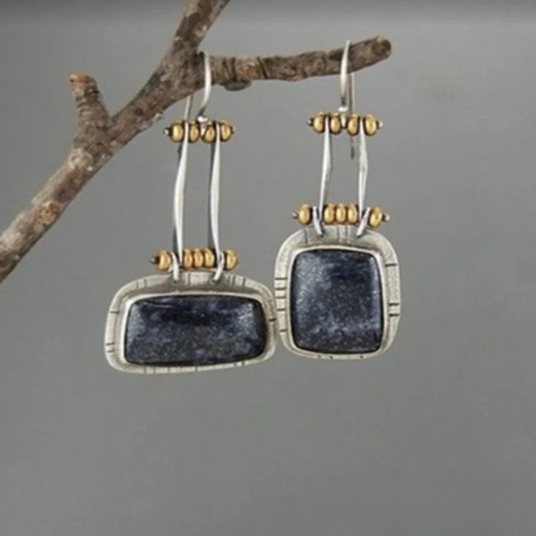 Orecchini Vintage in Argento Senza Tempo
