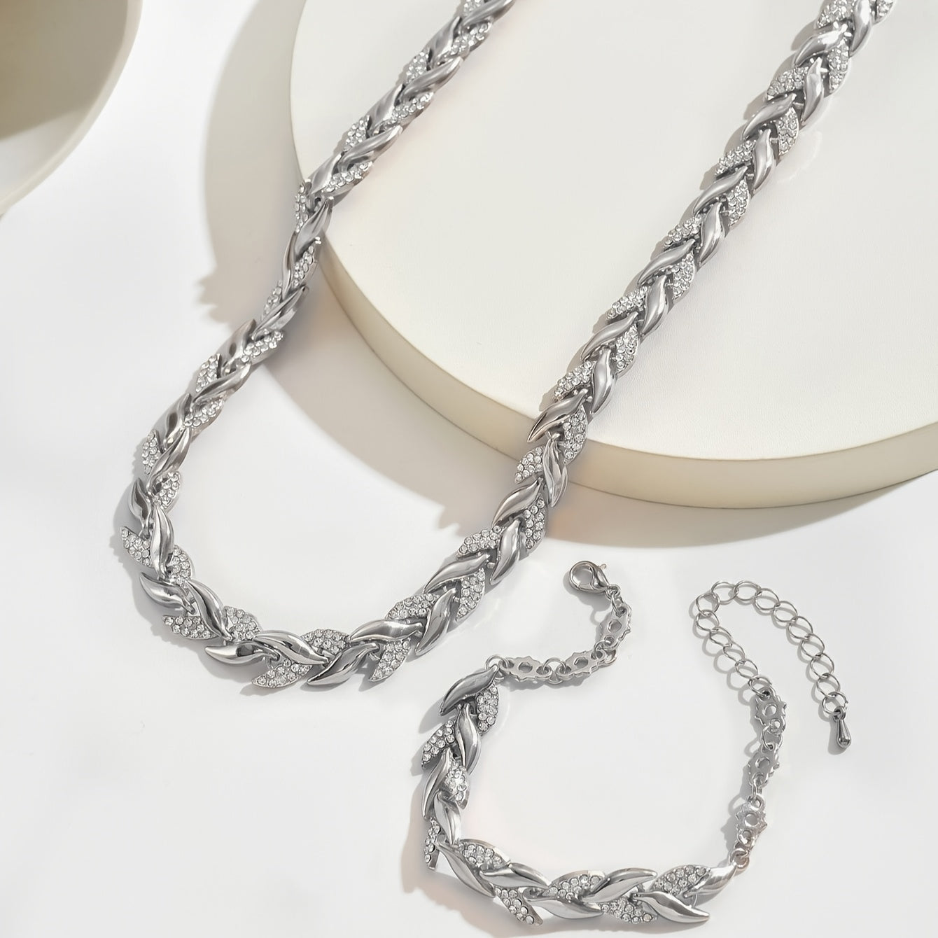 Set elegante con strass in vetro e coda di pesce
