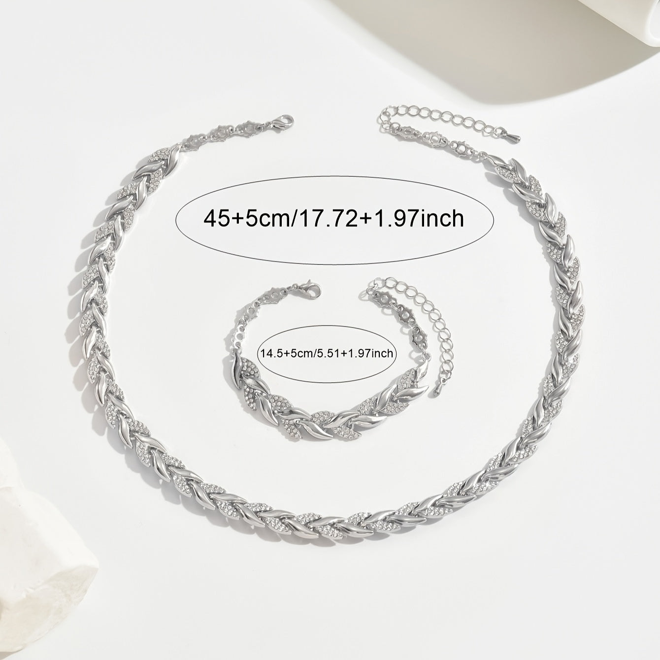 Set elegante con strass in vetro e coda di pesce