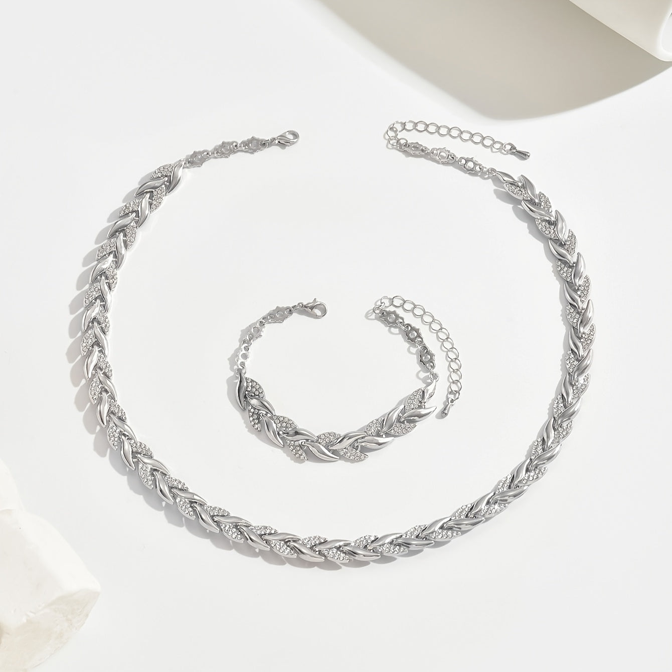 Set elegante con strass in vetro e coda di pesce