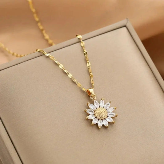 Collana in oro senza tempo con girasole di cristallo