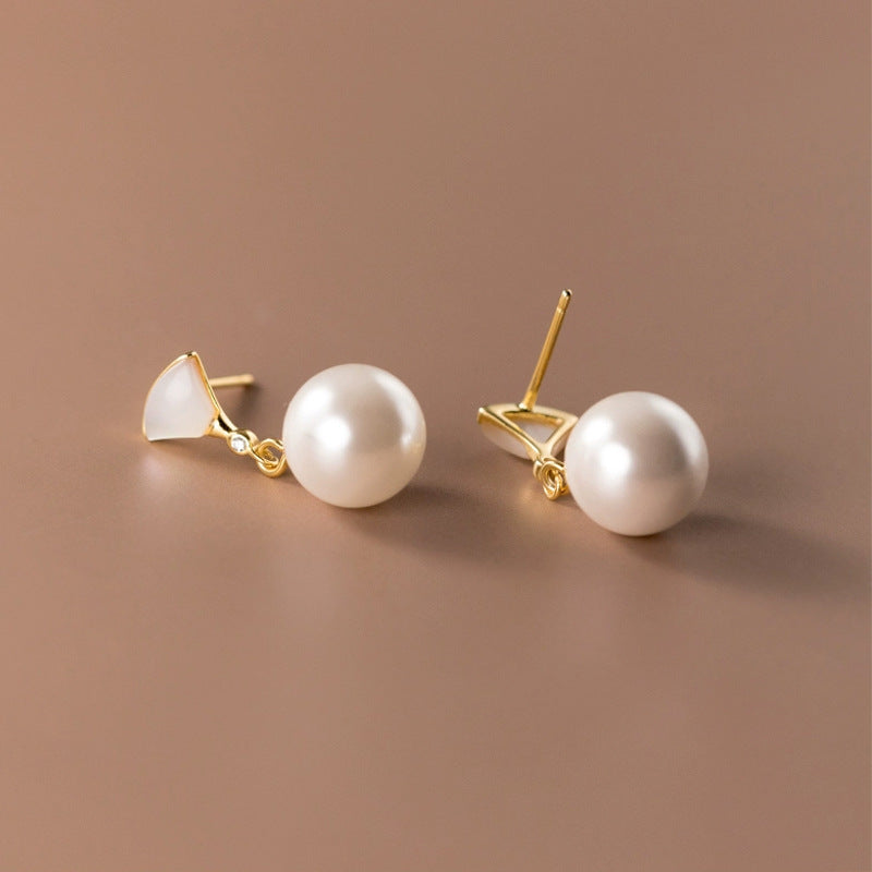 Orecchini chic in argento con perla