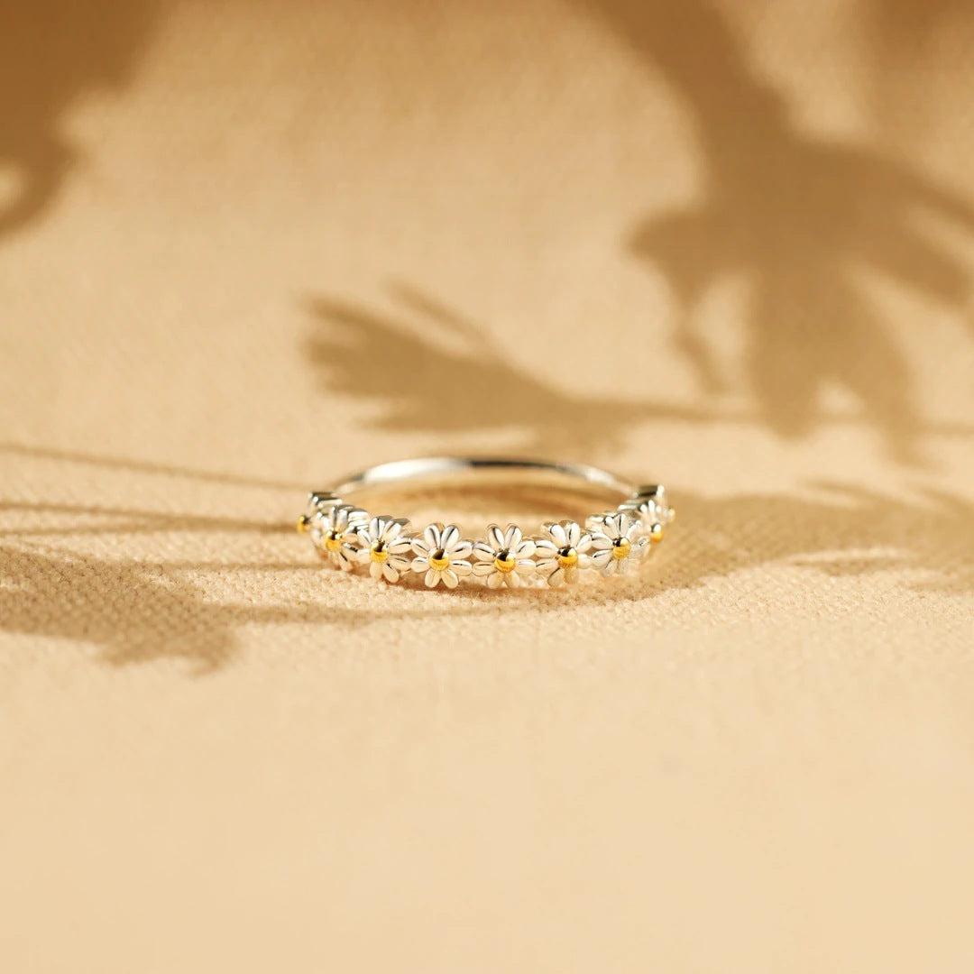 Anello floreale lussuoso