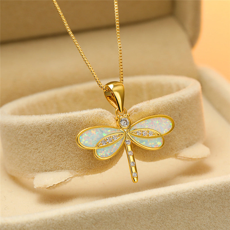 Collana con ciondolo a libellula in oro con dettaglio in opale