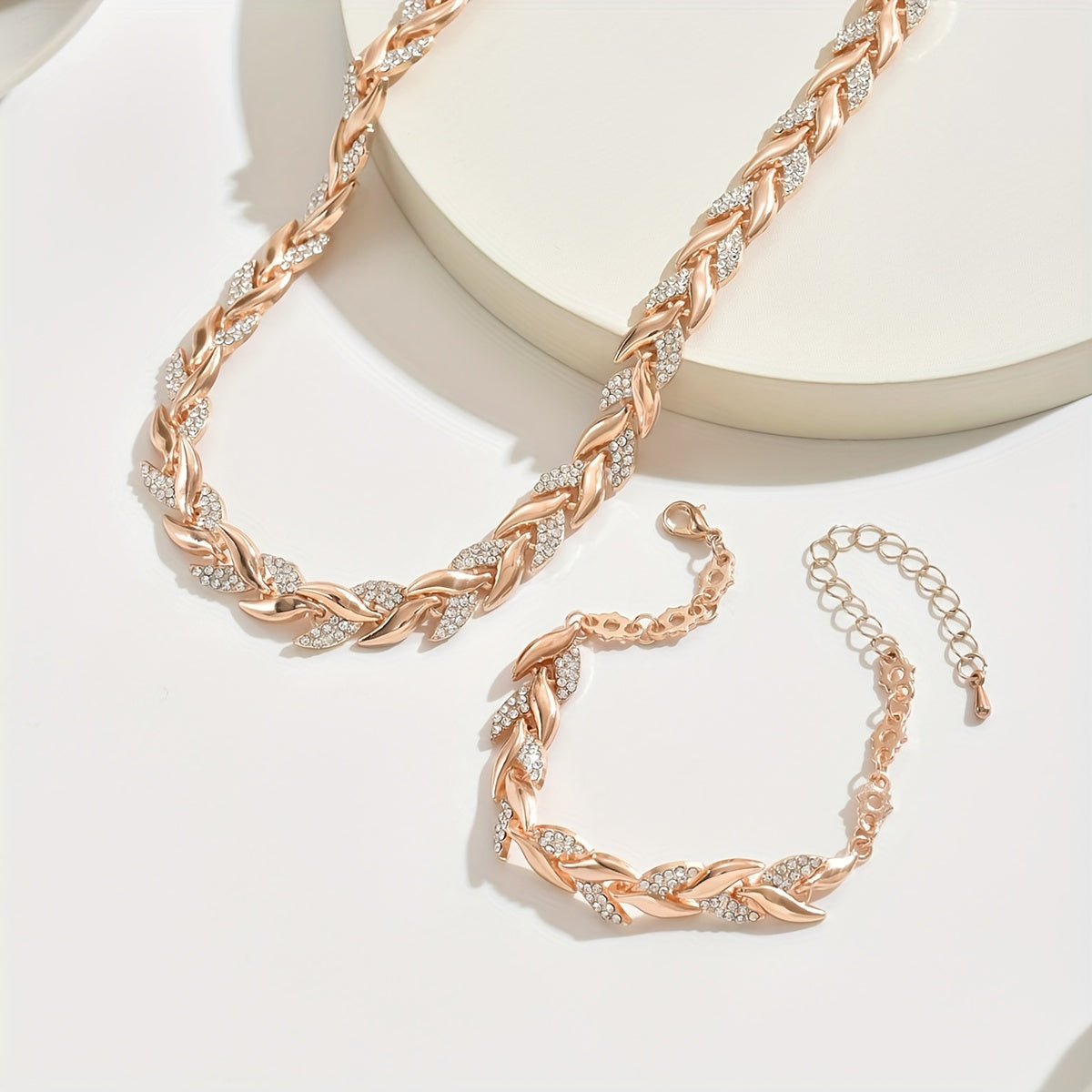 Set elegante con strass in vetro e coda di pesce