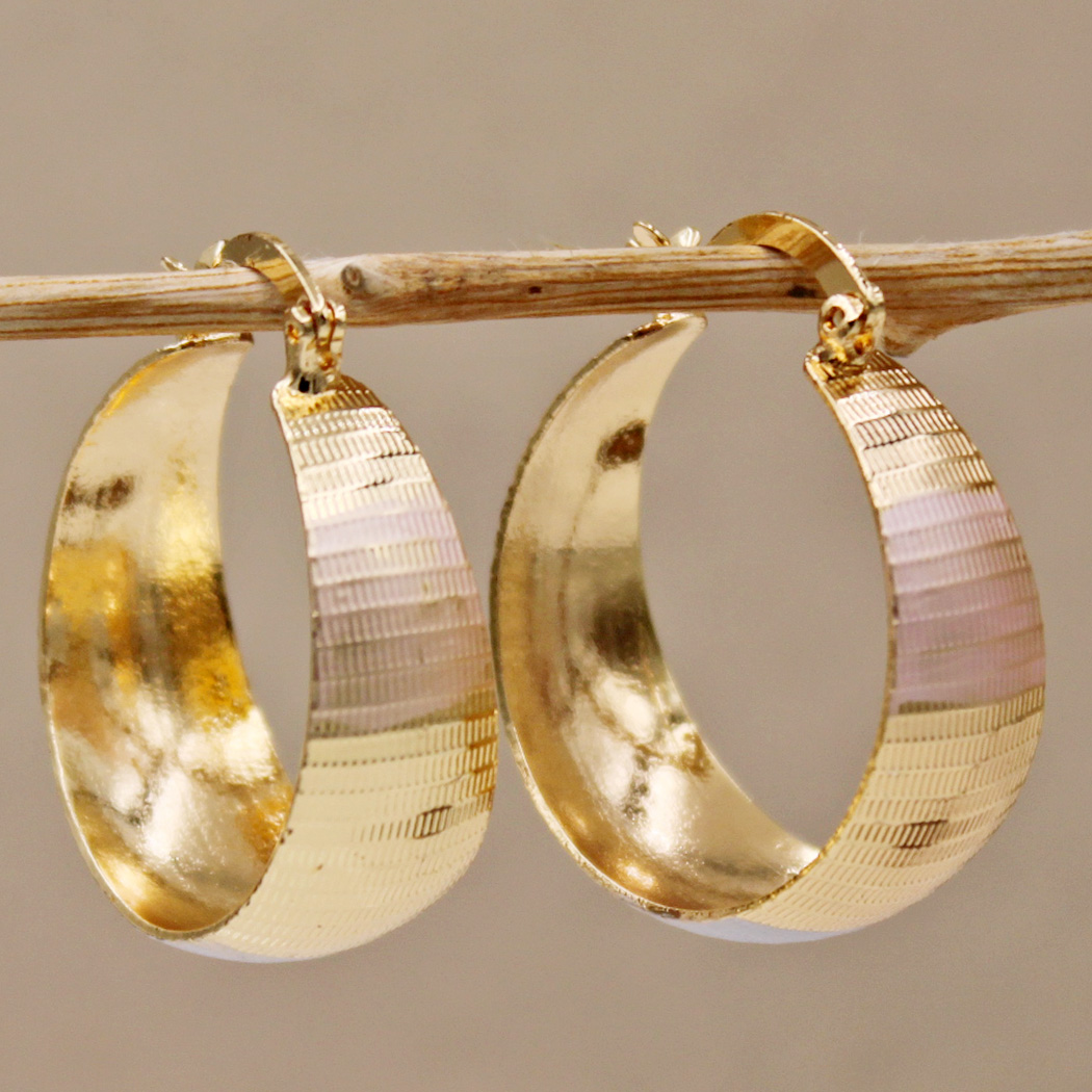 Orecchini sofisticati di lusso in oro