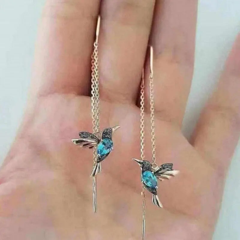 Orecchini con colibrì in smalto adornati di zirconi