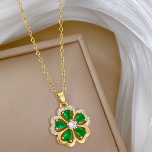 Collana con quadrifoglio verde portafortuna