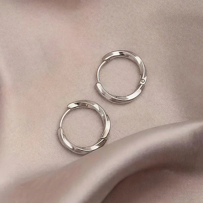 Orecchini pendenti geometrici minimalisti