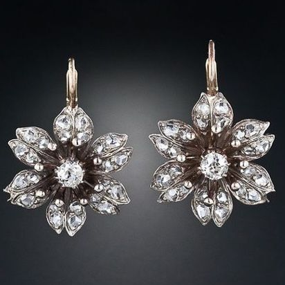 Orecchini vintage con fiore di cristallo