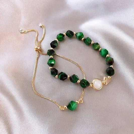 Set elegante di bracciali verdi