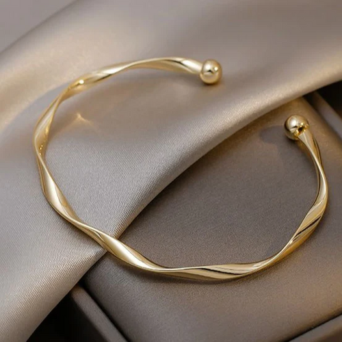 Bracciale elegante dorato